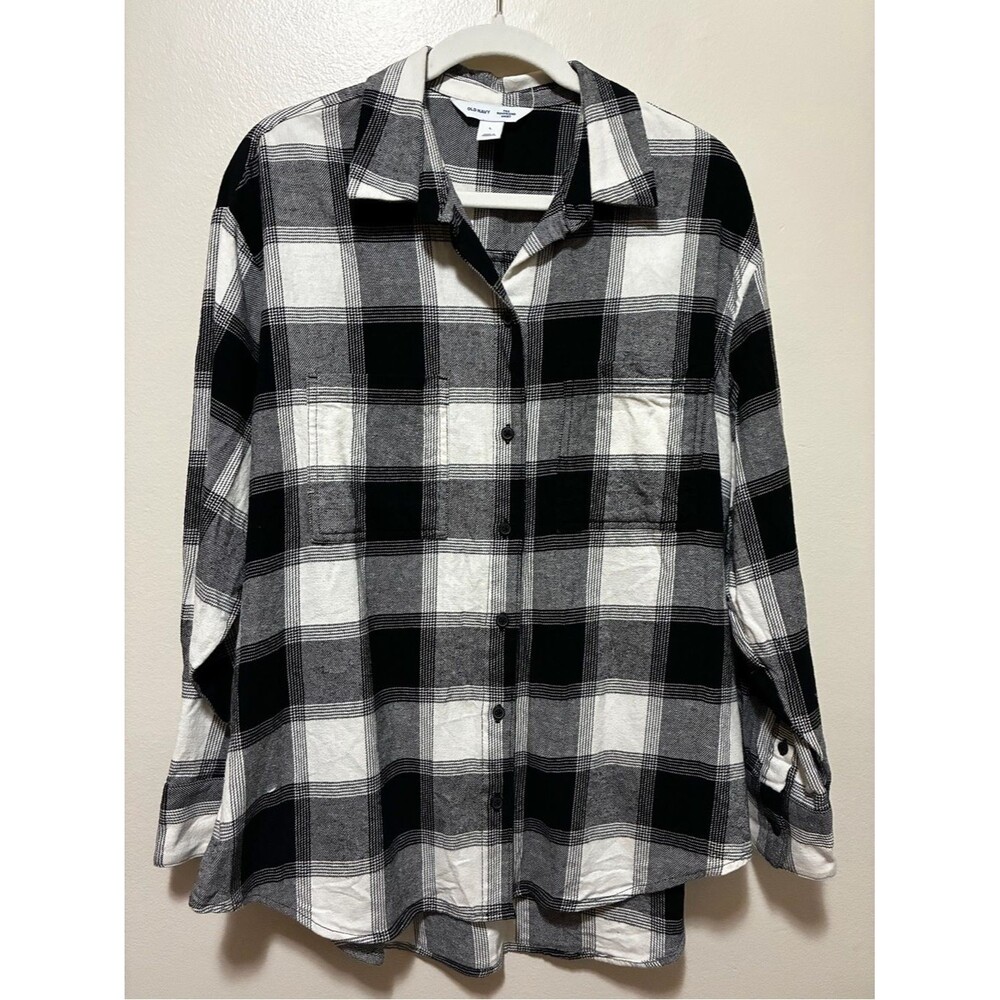 Old Navy Black and White Plaid Button-Down Shirt The Boyfriend Shirt large